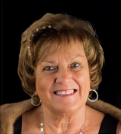 Lion Madeleine Dugas